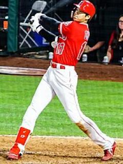[x]イチローが4年前の引退会見で語った大谷翔平への予言がヤバすぎる！イチローだけが見抜いた大谷への本音【MLB/大谷翔平/海外の反応】 - YouTube
