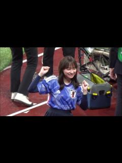 [x]日向坂46影山優佳が初ピッチで代表ユニフォーム姿を披露。日本代表vsウルグアイ代表 【サッカー】Atsuto UCHIDA JAPAN vs ...