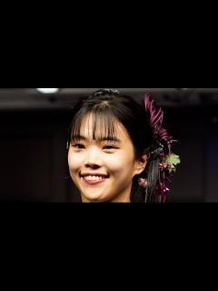 [x]BiSHのアイナ・ジ・エンド、最後のMV撮影で衝撃的な姿に…！→「祝！原点回帰」「過去と今がリンクした瞬間」