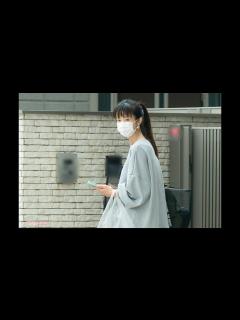 [x]ほしのあき（47）「さすがに歳を感じる」「お人形さんみたい」“生脚”ショットに賛否、インスタ連続投稿はテレビ復帰へのアピールか - YouTube