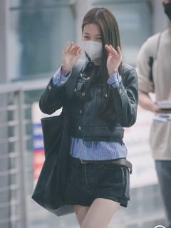 [x]장원영 출국::짱공유-연예인