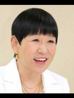 [x]和田アキ子、プロレスデビューのフワちゃんを絶賛…「えらい。人に喜んでもらえる…素晴らしいです」 - スポーツ報知