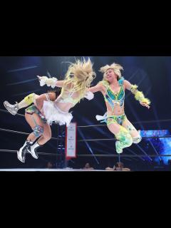 [x]【スターダム】羽南＆飯田沙耶 安納サオリ＆なつぽい下しゴッデスV4「正規軍はSTARS！」