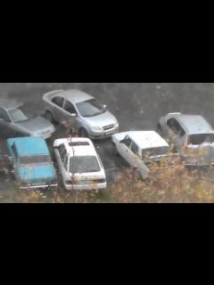 [x]駐車場で邪魔な車にブチ切れ！アクセル踏んでぶっ飛ばすww（ドライブレコーダーによるクラッシュ撮影） - YouTube