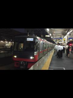 [x]名鉄 台風の影響で『行っとけダイヤ』発生 名古屋本線知立駅に入線する急行鳴海行・普通栄生行 - YouTube